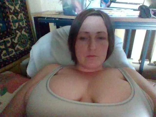 AllaSowinskaya from BongaCams