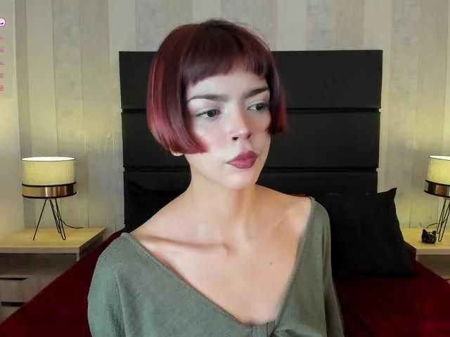 DollyConnor on BongaCams 