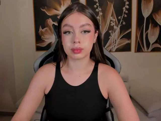 EllaClark on BongaCams 