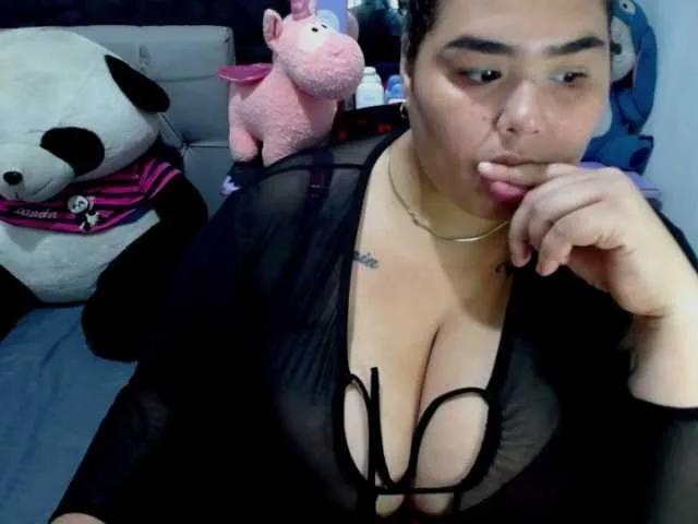 GabiBigBoobs from BongaCams