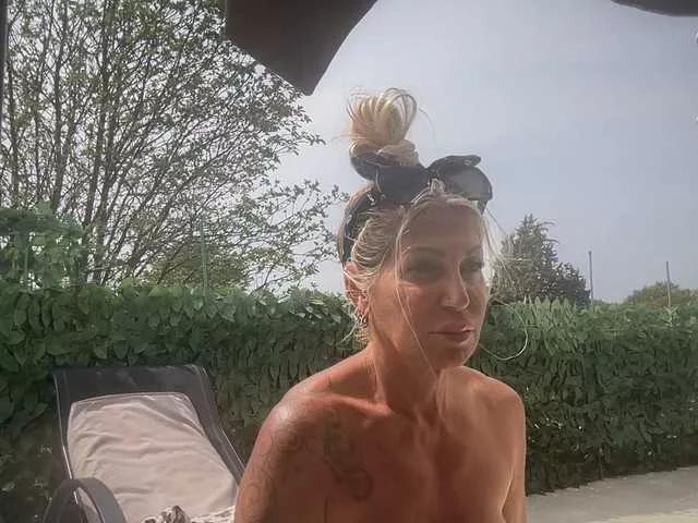 GoddessAnnaxxx on BongaCams 