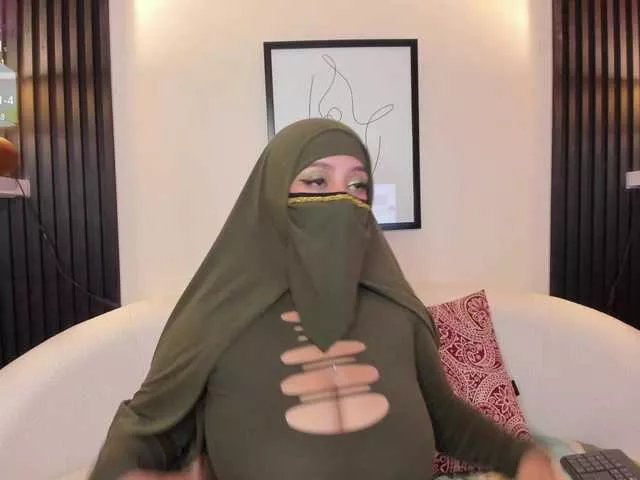 hana-falak on BongaCams 