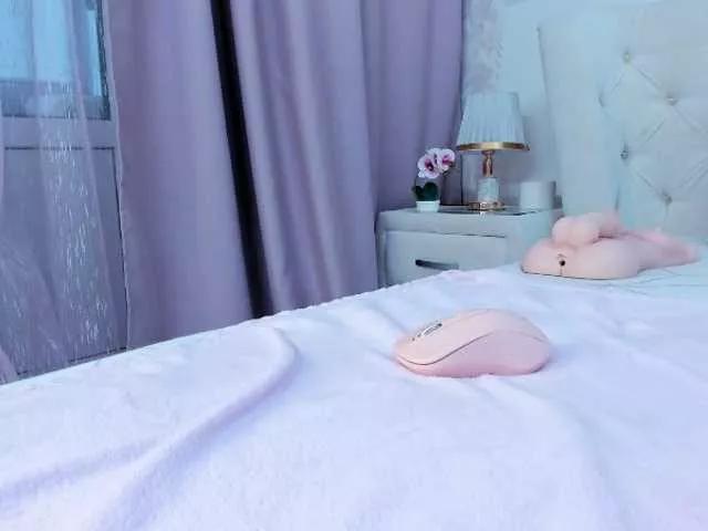 HottieSweetBritney on BongaCams 