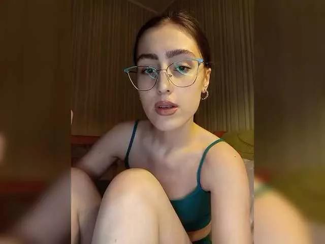 kiska-kira on BongaCams 