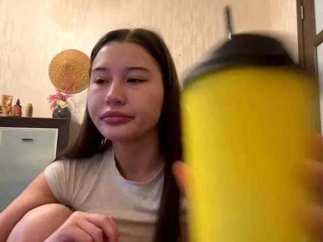 LakishaYanish from BongaCams