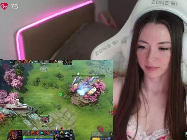 lollipop-o on BongaCams 