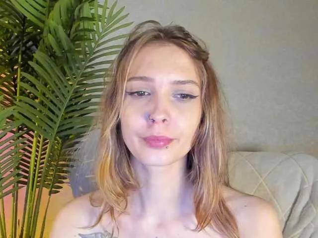 Maribett from BongaCams