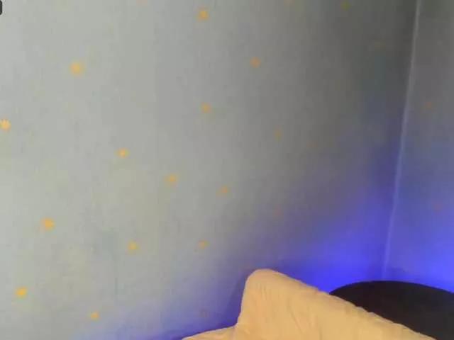 MelMooon on BongaCams 