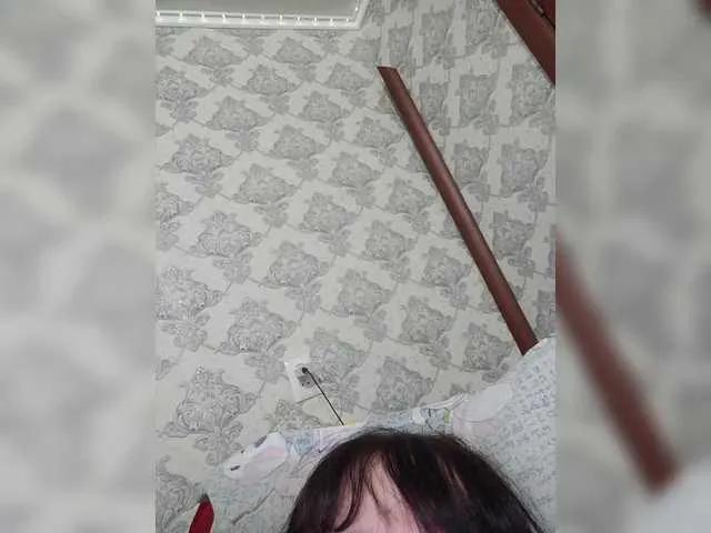 okgugl552 from BongaCams