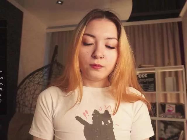 Pussy-Pikmi on BongaCams 