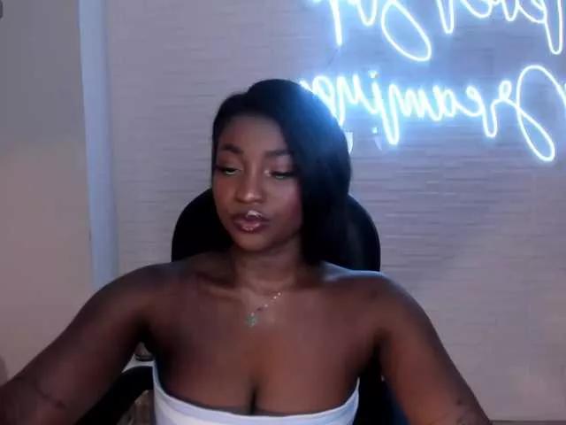 SavannahStorm on BongaCams 