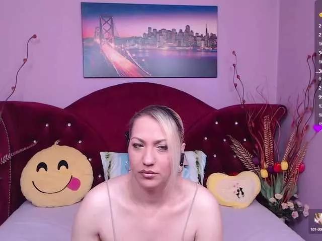 Sensualass77 on BongaCams 