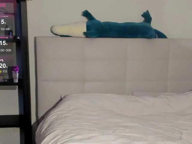 Tune-Godness from BongaCams