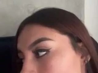 barbiegirl-1 on CamSoda 