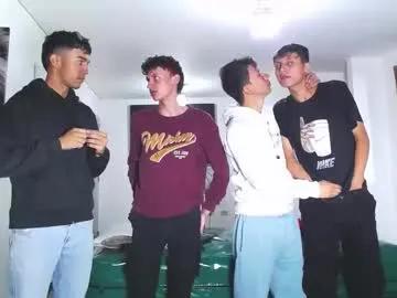 benz_boys from Chaturbate