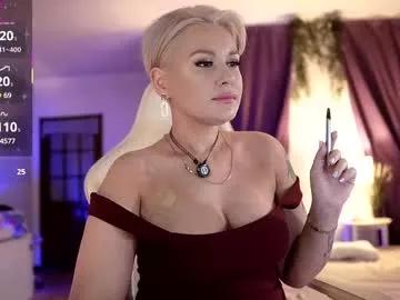 divine_kim on Chaturbate 