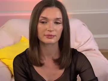 e_vvv_a on Chaturbate 