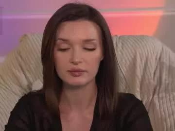 e_vvv_a on Chaturbate 