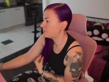 gennyrock on Chaturbate 