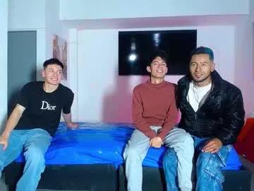 gnecos from Chaturbate