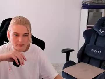 hottyblonds on Chaturbate 