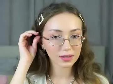 loriamarzinske from Chaturbate