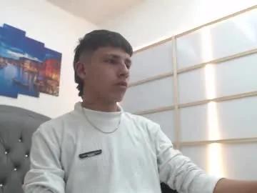 lucas_rivass from Chaturbate