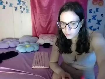 lunaquinn45 from Chaturbate