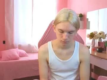 ron_vilsx from Chaturbate