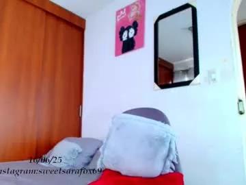 sweetsarafoxxx on Chaturbate 