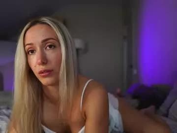 vikkilustfull on Chaturbate 