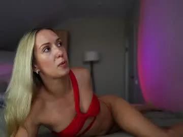 vikkilustfull on Chaturbate 