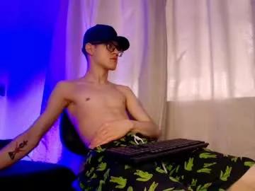 wolfan_sky from Chaturbate