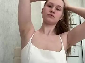 yana_squrel_22 on Chaturbate 