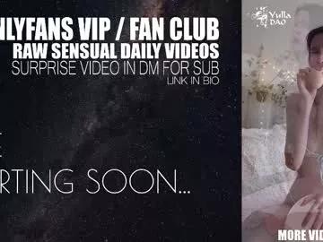 yulladao on Chaturbate 