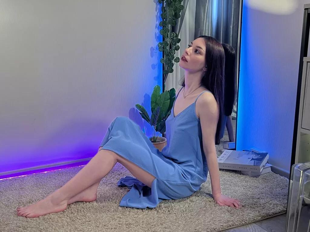 AmelieCrosby from LiveJasmin