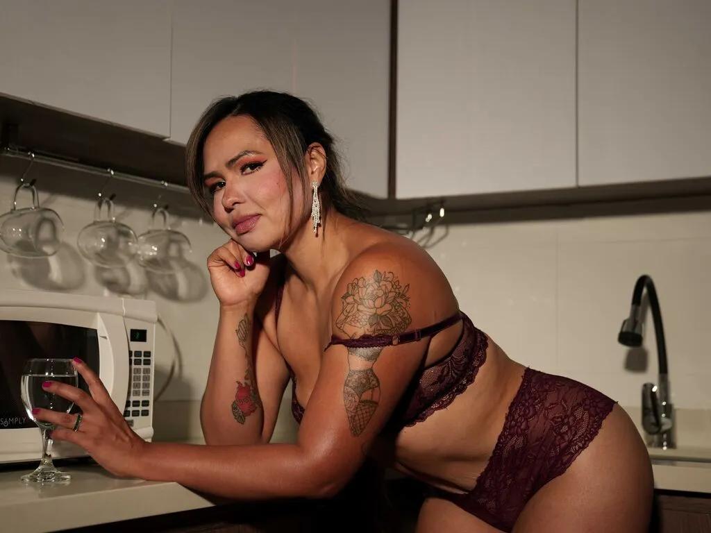 HelenaSantamaria from LiveJasmin