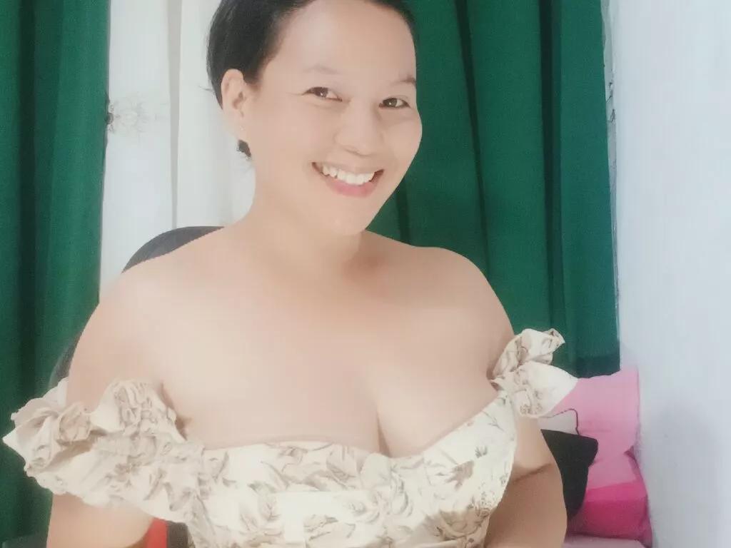 NessanDison from LiveJasmin