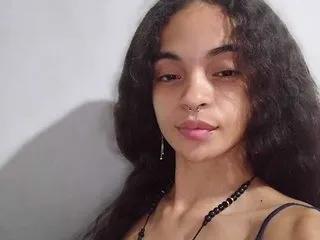 AlannaWeest from Streamate