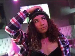 iisabbella on Streamate 