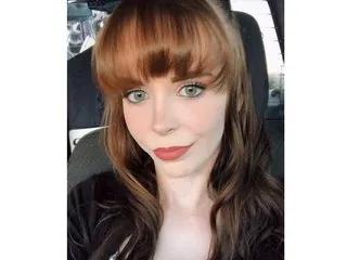 KymMeadowsXO from Streamate