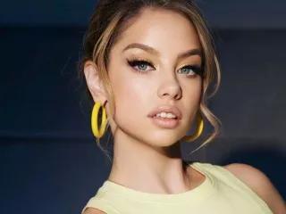 LolliMyDream on Streamate 