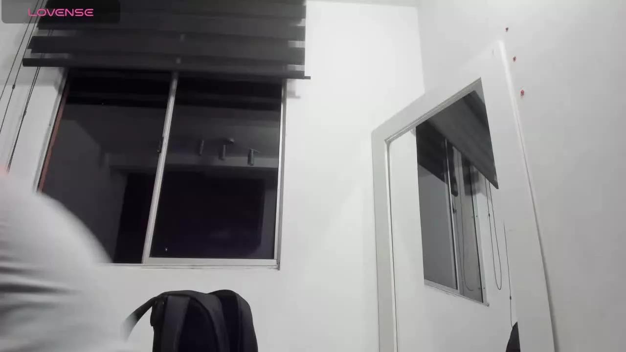 CassandraWhite on Streamray 