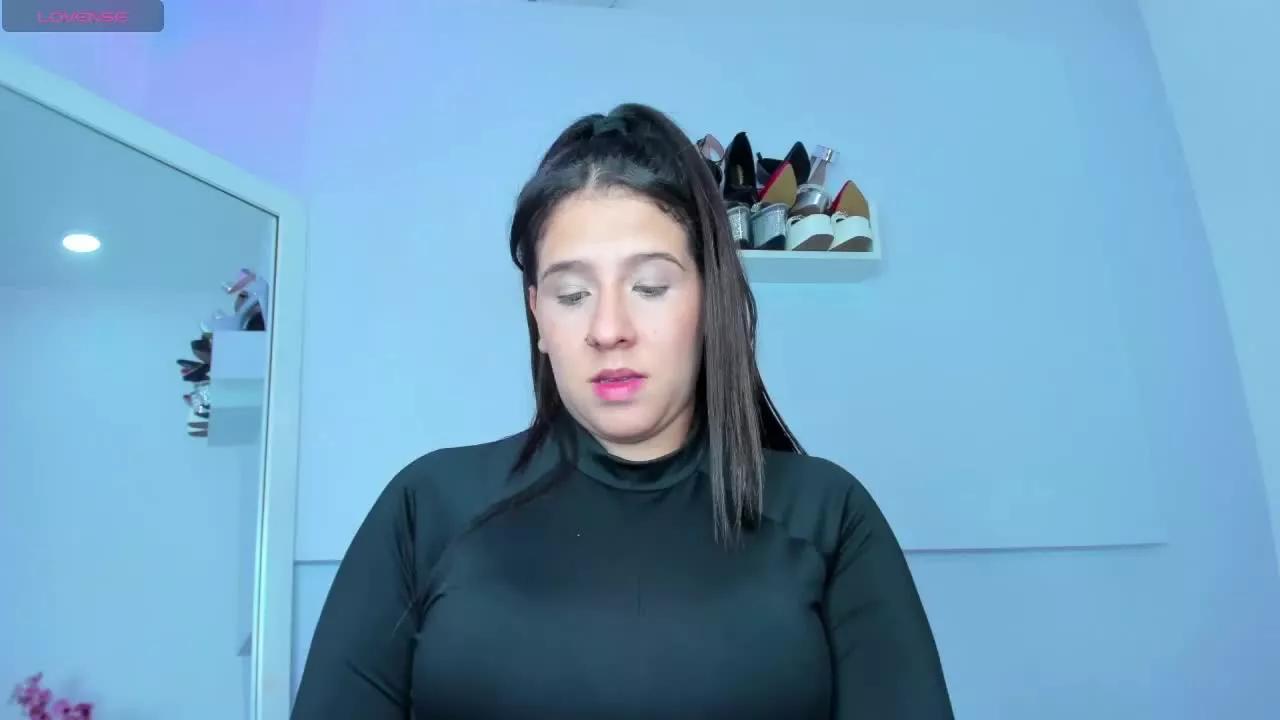 CassandraWhite on Streamray 