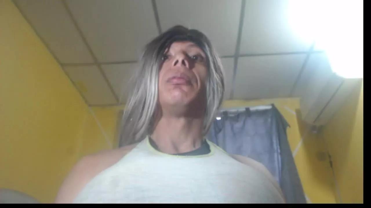 dayanamuscle on Streamray 