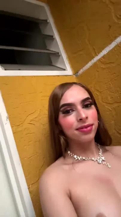 EhlaVey from Streamray