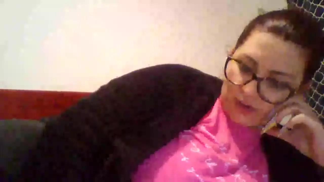 VelvetPurple on Streamray 