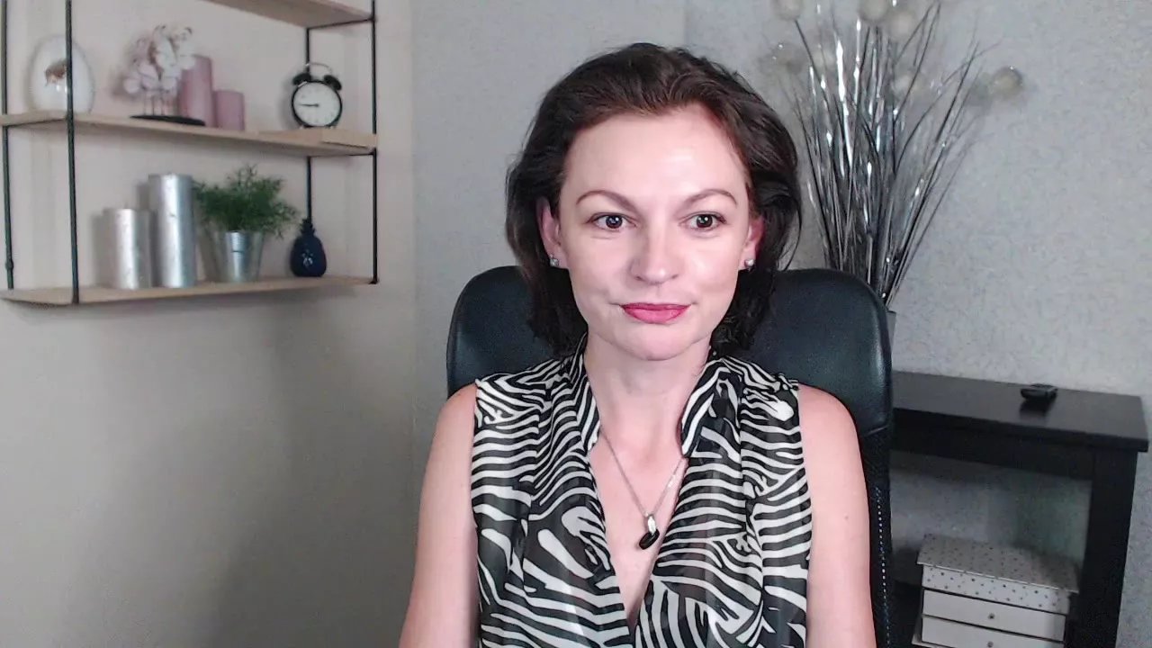 VivianTasty on Streamray 