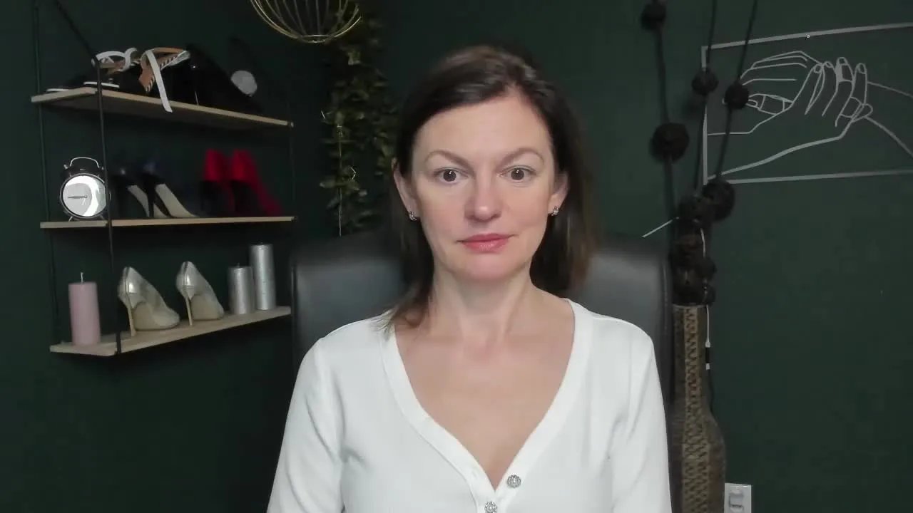 VivianTasty on Streamray 