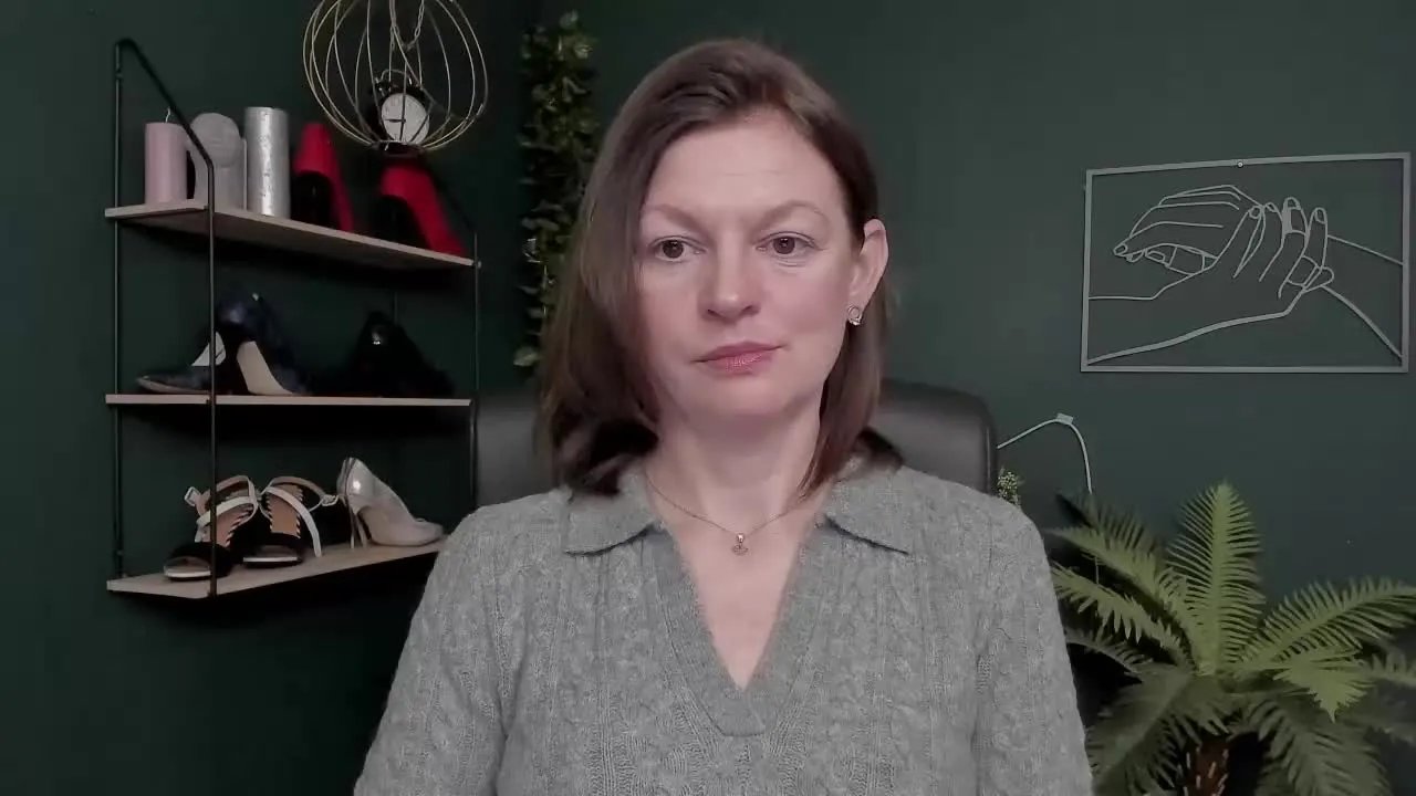 VivianTasty on Streamray 